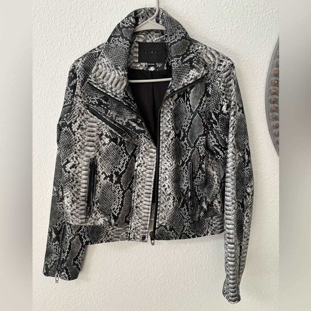 Blank NYC Faux Leather Moto Jacket Sz M - Picture 7 of 8